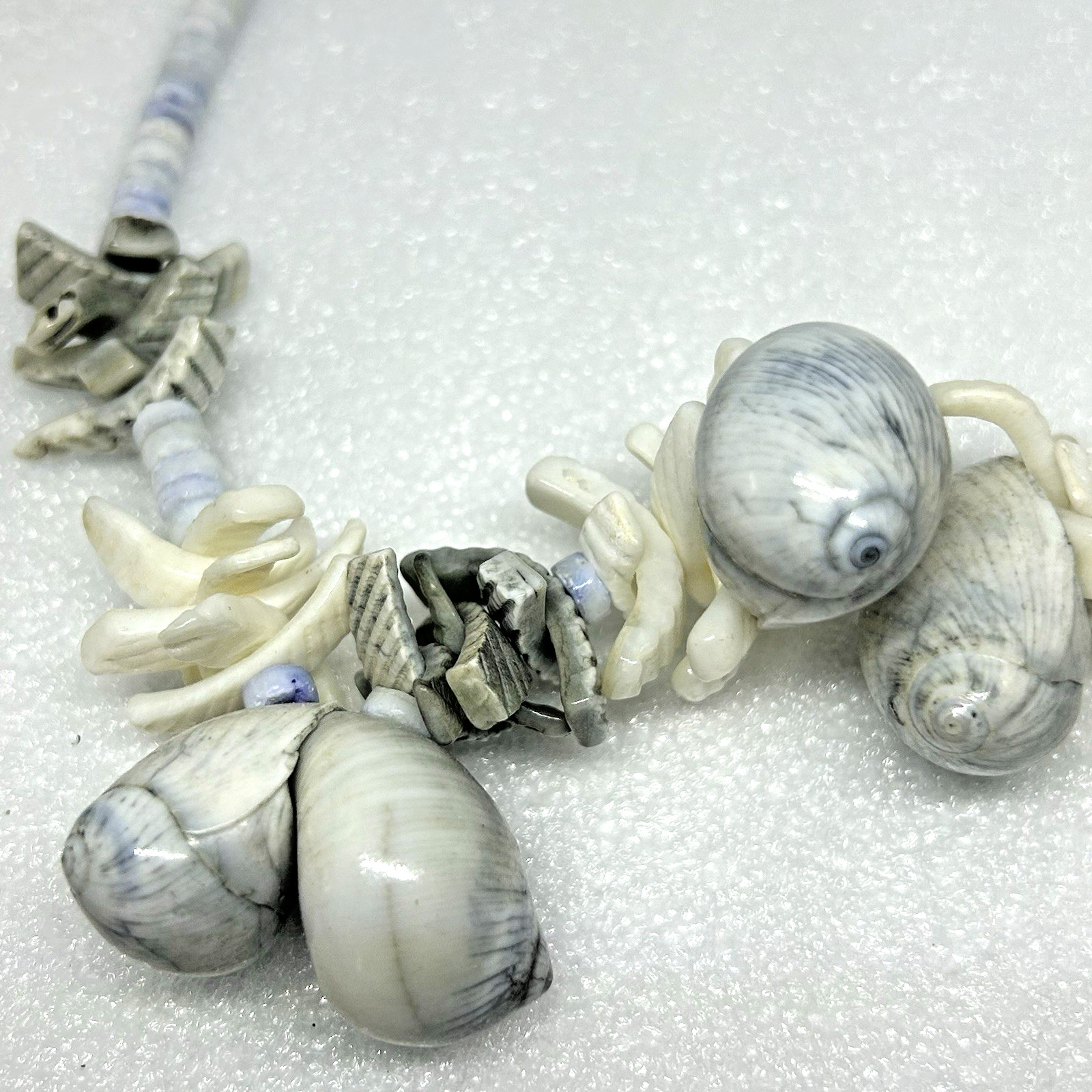 Handcrafted Blue Gray Shell Statement Necklace Be… - image 4