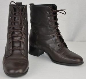 blondo lace up boots