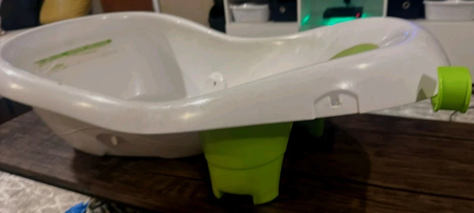 Fisher-Price CHM32 Bath Tub - Green/White W/O Net - Image 2 of 2