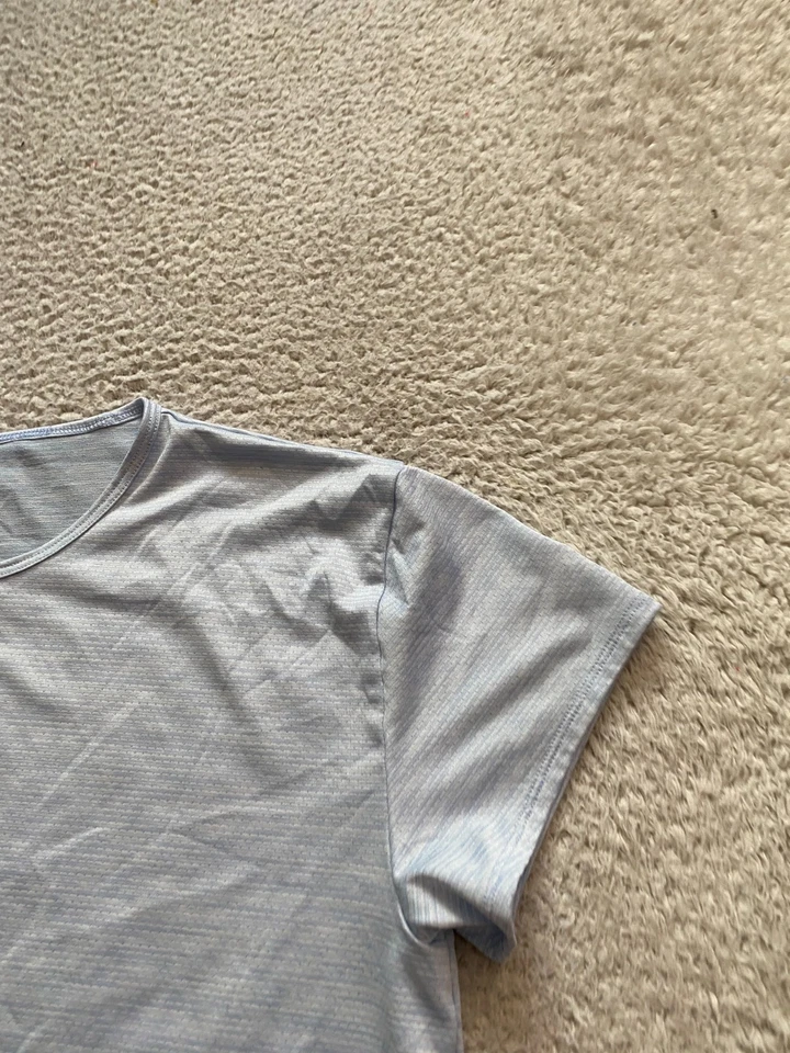 Camisa Under Armour HeatGear Mujer Espalda Abierta Manga Corta Ropa Activa Azul Talla L Foto 3 de 4