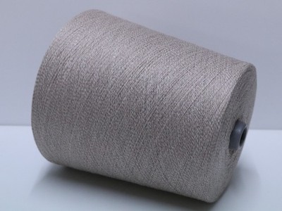 M73 (32 /kg) 2250g SOFT MERINO SCHURWOLLE SAND-BEIGE-WEISS (28/2) Zwirn Wolle