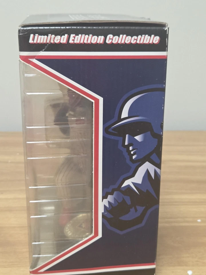 Philadelphia Phillies Bobblehead MLB Baseball Ryan Howard Limited Edition Player - Image 2 of 4