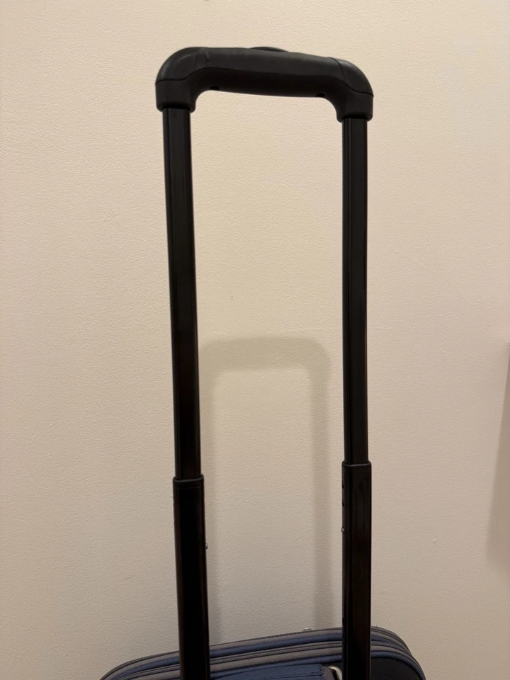 EBAGS Mother Lode Travel Carry On Blue Gray Expandable Bag - Image 4 of 4