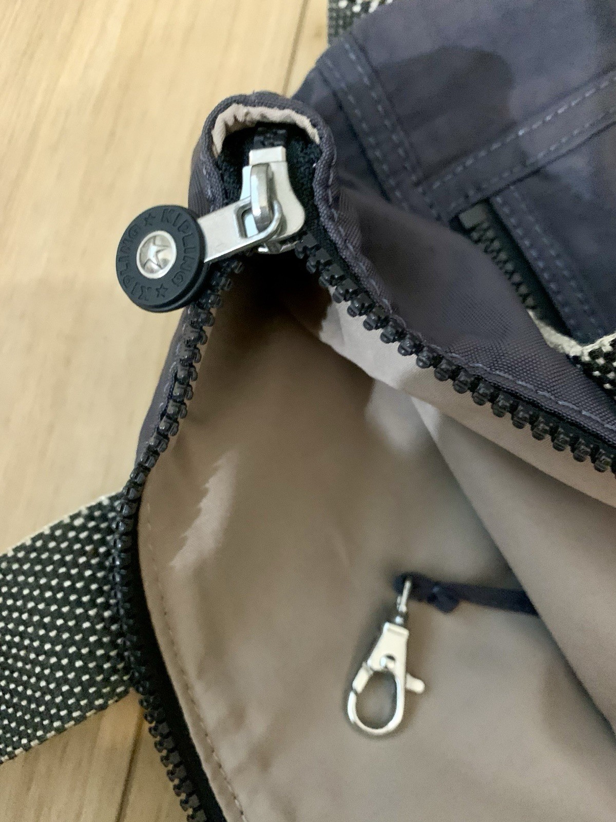 Kipling Eleva Convertible Nylon Crossbody Shoulde… - image 10