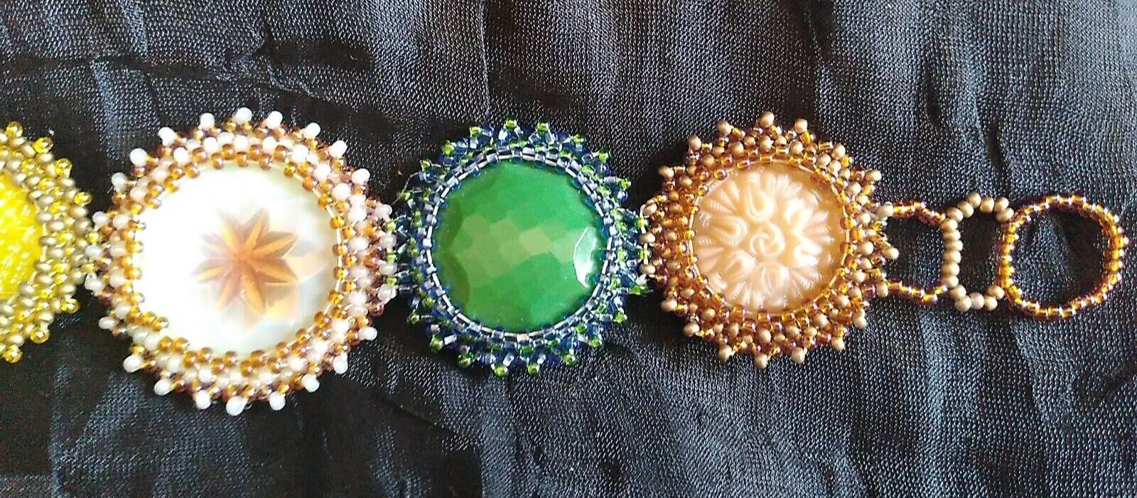 Vtg Button Bead Bracelet Macrame Toggle Pastels G… - image 5