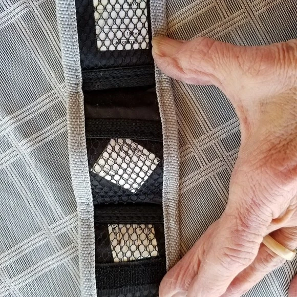 5x Memory Card Bag Case Holder Storage Pouch For SD MicroSD TF Card Stick Lot - Image 3 of 4