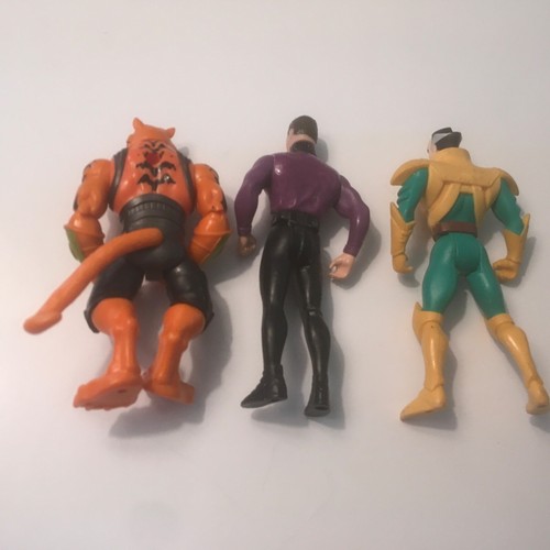 DC Comics Cape Crusader - Bronze Tiger Purple Batman Ray’s Al Ghul Figures - Picture 7 of 13