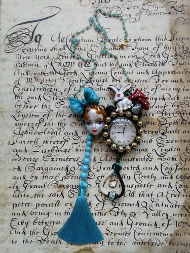White Rabbit Alice in Wonderland Jewellery Necklace Pendant Art Deco Clock Jewel - Picture 5 of 24