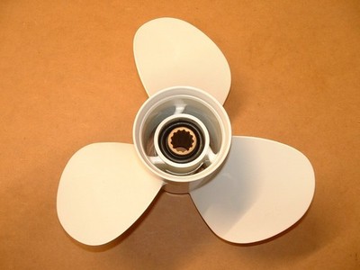 Evinrude Johnson 40PS F40 50PS F50 4 TAKT AUSSENBORDER PROPELLER 11 1/8 X 13