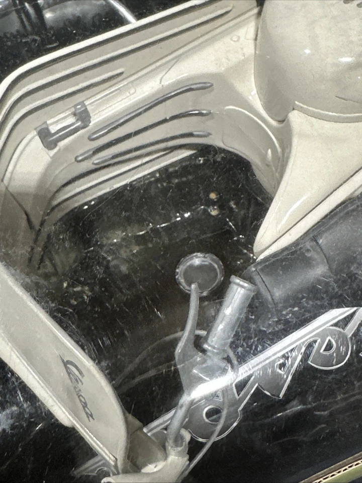 MOTO DIECAST MINIATURA VESPA 150 VL 1T 1:6 NEWRAY CLASSIC Foto 2 de 4