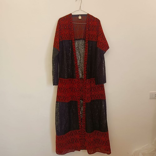 Modern Jordanian Embroidered Kimono Abaya - Black Lace & Red Cross-Stitch