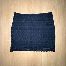 Abercrombie Fitch Lace Scalloped Hem Mini Skirt