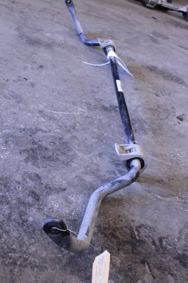 2015-2018 BMW M3 M4 F82 Rear Stabilizer Bar OEM Used - Image 4 of 4