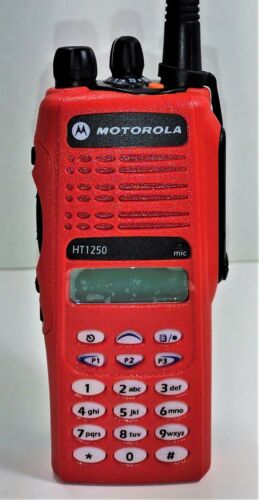 Radio de dos vías MOTOROLA HT1250 Modelo III UHF 403-470 MHz 128 canales 5w AAH25RDH9AA6AN - Imagen 12 de 57