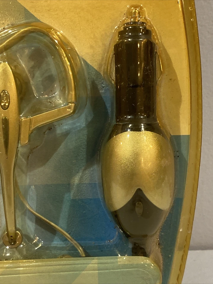 Vintage Net 10 Nokia 1100 Accesorios Cargador de Coche/Juego de Cabezales/Estuche NUEVO STOCK ANTIGUO Foto 4 de 4