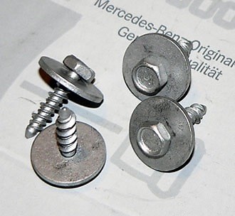 Original MERCEDES 190 A124 A209 Schraube 4 Stk Längsträger 