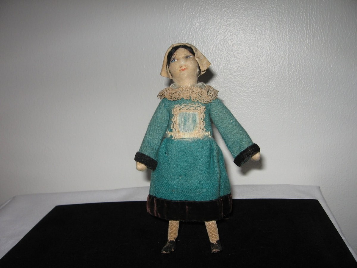 Au Nain Bleu Doll | eBay