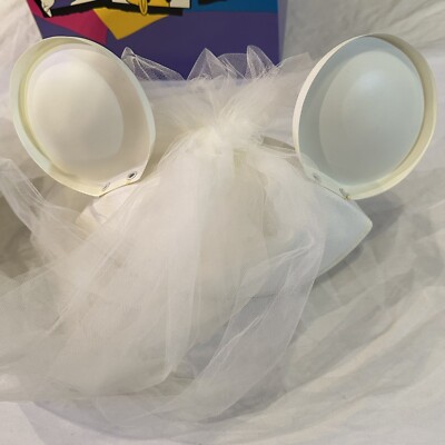 Vintage Walt Disney World Retired Bride And Groom Ears Top Hat &Box Mickey Mouse Vintage Walt Disney World Retired Bride And Groom Ears Top  main image 4
