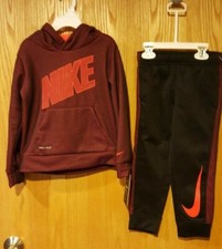 NWT Boys Nike Long Sleeve Therma Hoodie and Pants size 4 Black Red - 478
