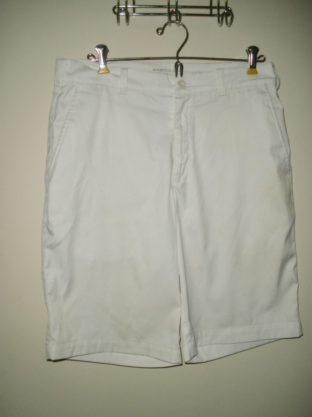 #996 Nike Creamy White Flat Belt Loop Golf Dress Shorts 30 Tour Performance