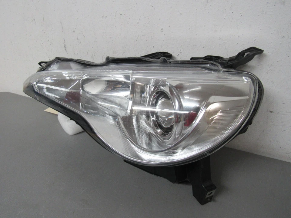 2013 2014 2015 2016 SCION FRS LEFT SIDE HEADLIGHT HALOGEN - Image 2 of 4