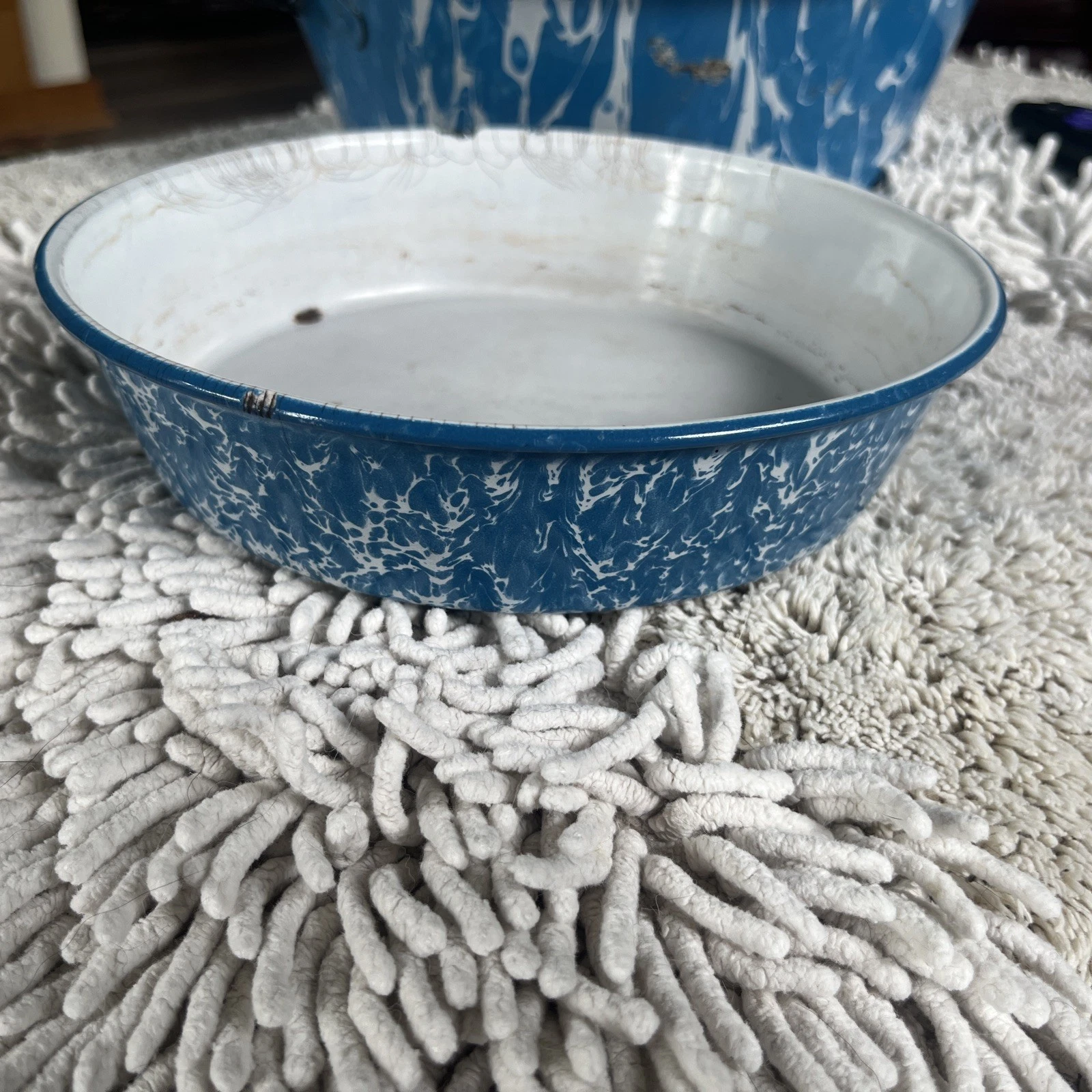 Graniteware Vintage Blue White Swirl Pie Dish Round 8 Inch