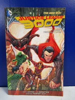 JUSTICE LEAGUE 3000 VOL 1 yesterday lives COMIC BOOK graphic novel DC new 52