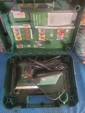 BOSCH Ponceuse excentrique PEX300AE 270W