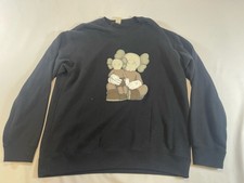Uniqlo x KAWS UT Black XL Sweater Crewneck Pullover