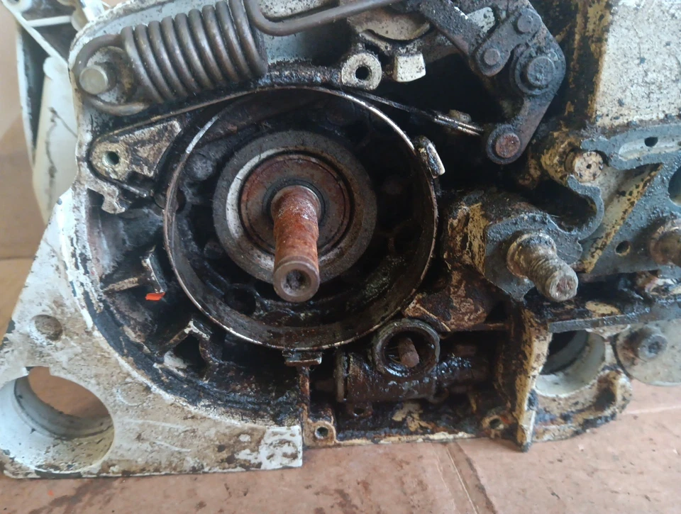 Estuche Super Manivela STIHL 028, Manivela, Volante E5 Foto 3 de 4