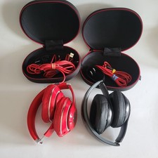 Beats Studio 3 Wireless Headphones Over the Ear Lot of 2 WON'T CONNECT 