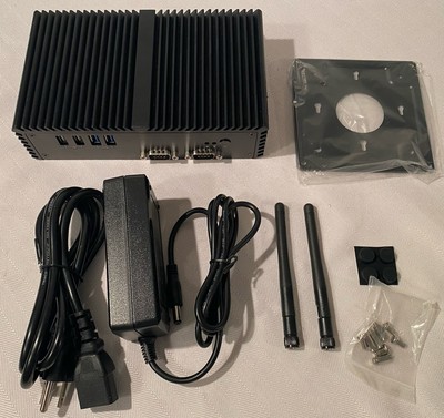 Qotom Q305p 3205u 4GB 32GB SSD Mini PC COM Serial Port IPC POS Computer RS-232