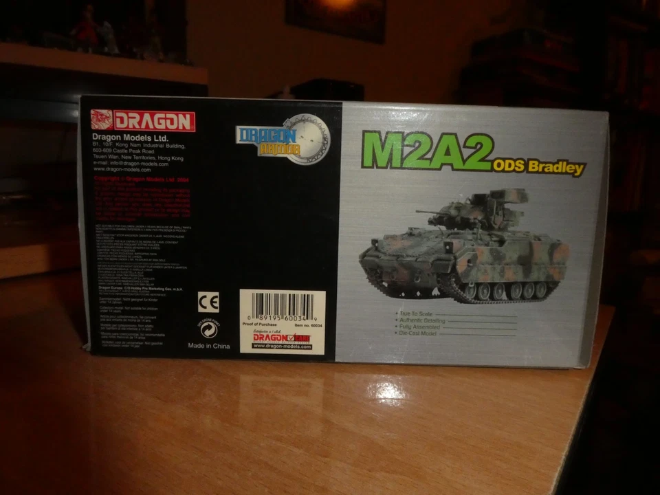 Dragon Armor 1:72 Die-Cast 60034 M2A2 ODS BRADLEY BIG RED ONE 1ST INFANTRY DIV - Image 2 of 2