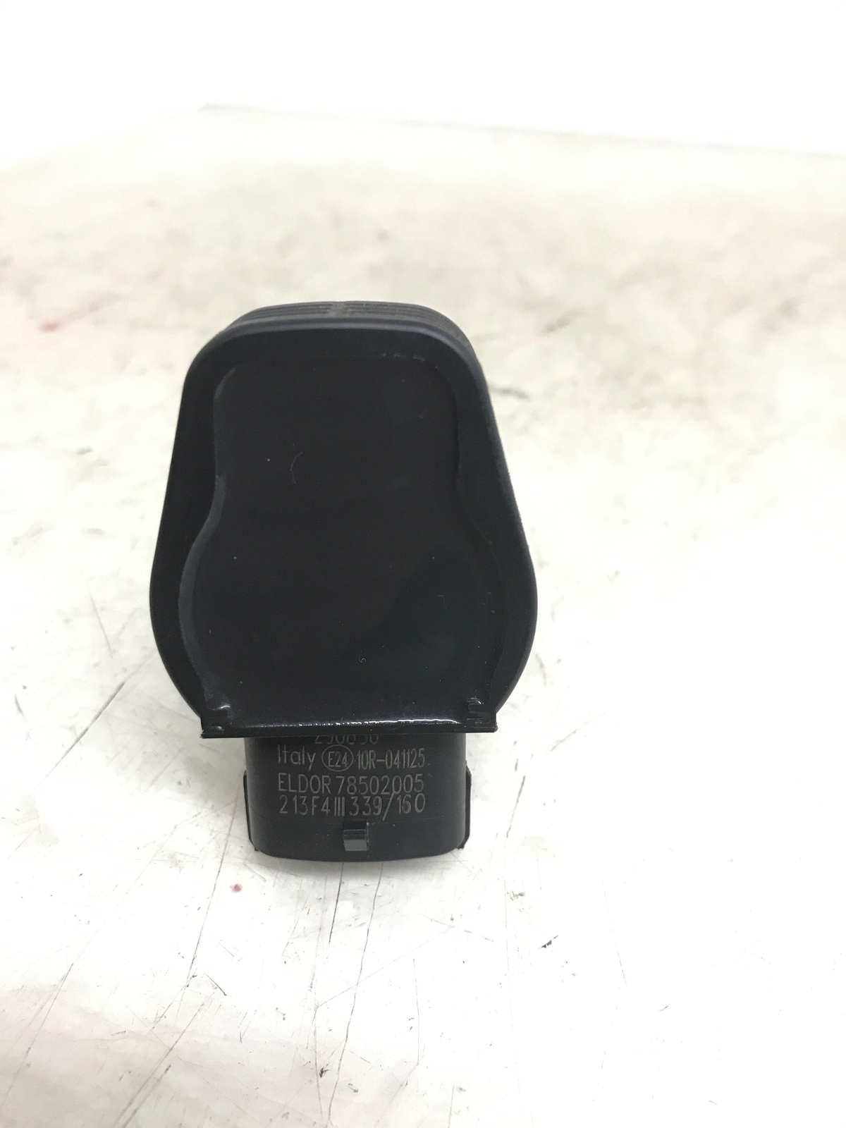 2017-2020 FERRARI GTC4LUSSO (L) ENGINE IGNITION COIL PACK 290850 OEM
