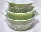 Pyrex Spring Blossom Green Crazy Daisy Cinderella Casserole Set 3 w/ Glass Lids