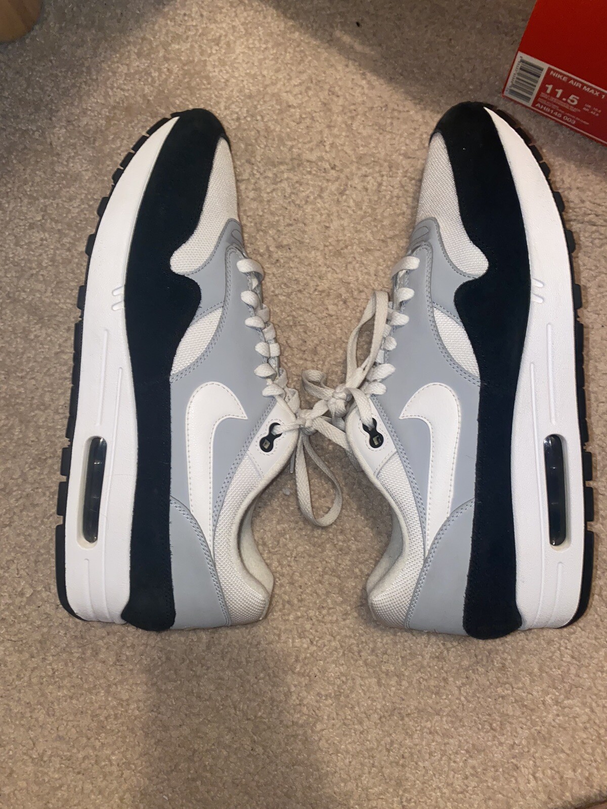 air max 1 grey wolf