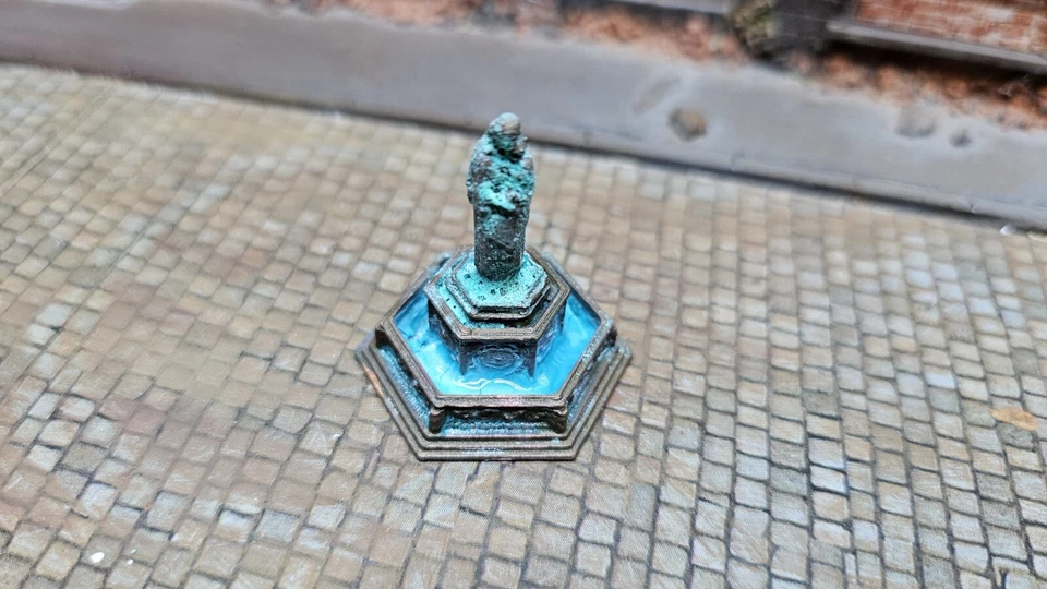 1/160 Brunnen "Maria" Denkmal Bronze Statue Stadt Spur N (1:160) ggf. gealtert - Bild 2 von 3