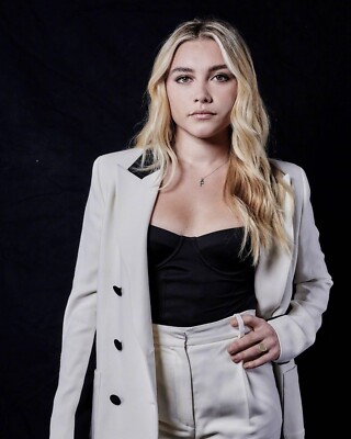SEXY FLORENCE PUGH 8x10 PHOTO WONDER MOVIE