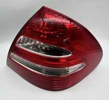 Rückleuchte rechts MERCEDES-BENZ E-Klasse (W211)  Bremslicht A2118200464