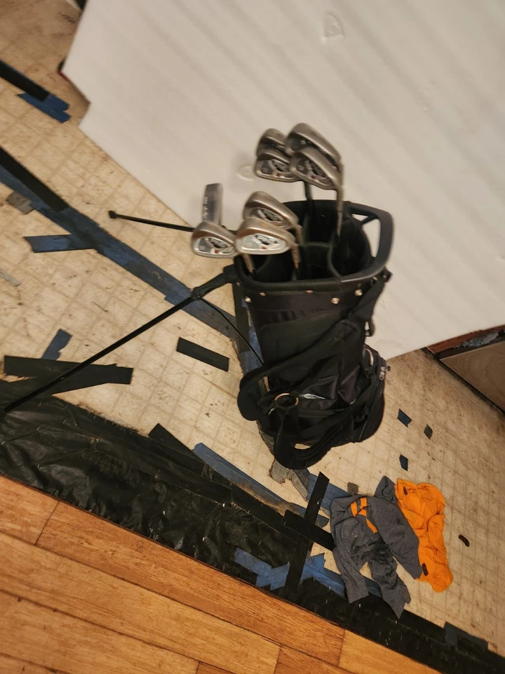 Ping Golf i15 Red Dot Iron Set 4-PW Right Handed Steel AWT Stiff Flex New - Image 3 of 3