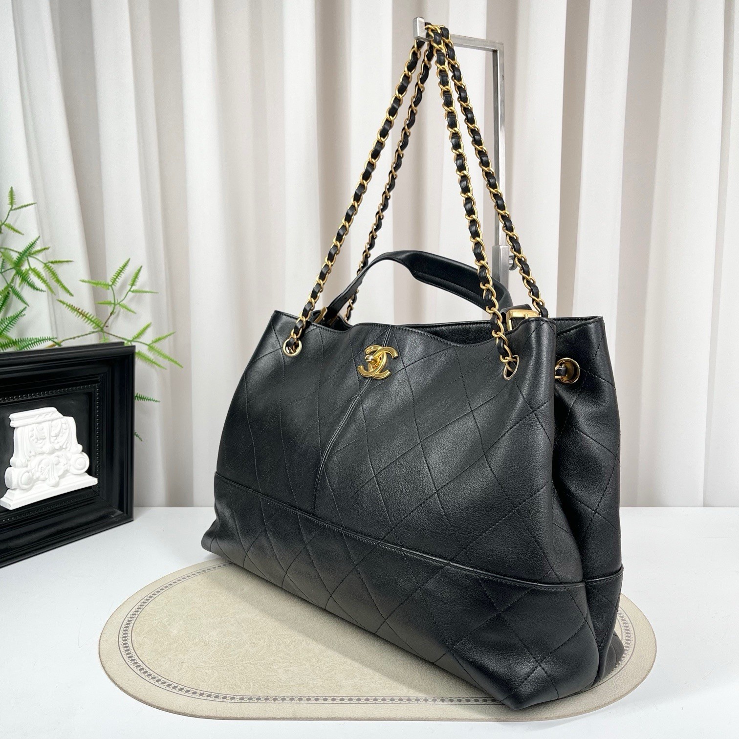 Authentic Pre-owned Chanel Large Black Quilted Tote Bag image 3