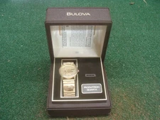 Bulova Accutron Bell Helicopter Textron 25 Years of Service Watch with box NICE!