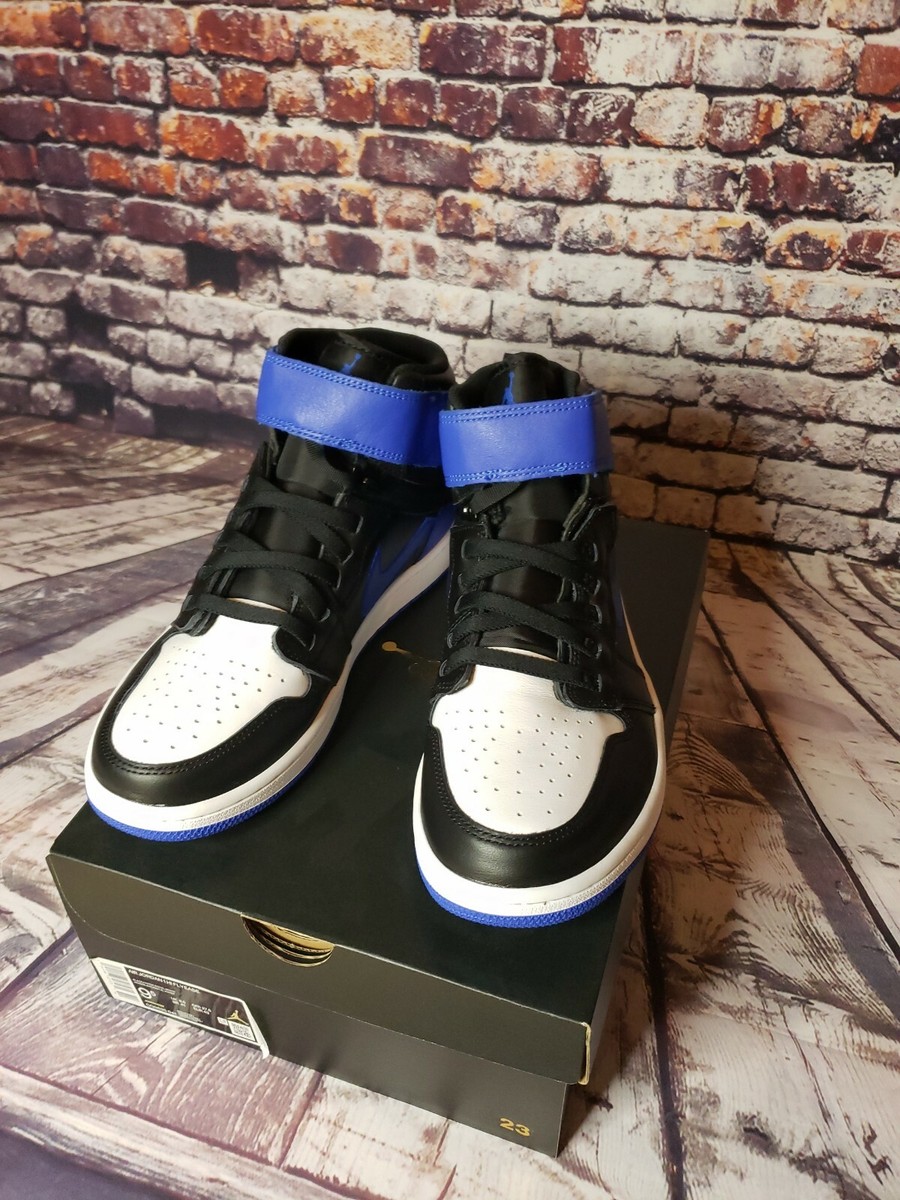 Air Jordan 1 HI FlyEase 