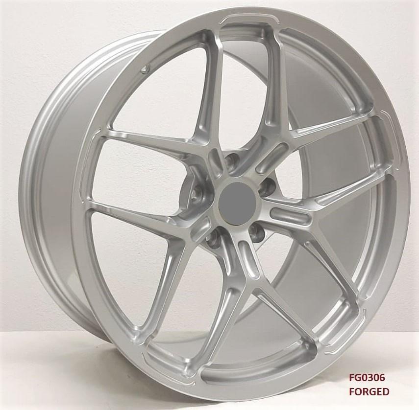 22'' FORGED wheels for BENTLEY BENTAYGA HYBRID 2020 & UP 22x10 PIRELLI TIRES