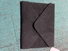 Documento de cuero vegano 2 bolsillos 13 x 10 pulgadas (gamuza negra) 1 carpeta gran calidad