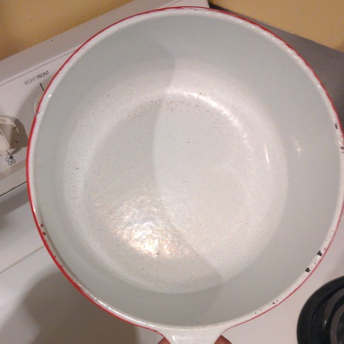 GHC Finesse Enamel Cast Iron Red 2 Liter Saucepan Pan Pot & Lid Japan - Picture 6 of 9