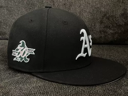 New Era Exclusive Oakland A's Athletics 30th Anniversary Patch Fitted Hat 7 1/8