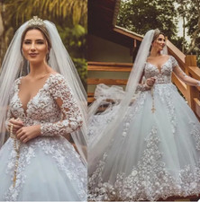 A Line Wedding Dresses Long Sleeves Appliqued Sweep Train Beach Bridal Gowns