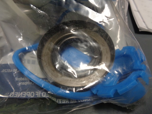 #. Genuine Ford Automatic Transmission Output Shaft Seal 7T4Z-1177-C