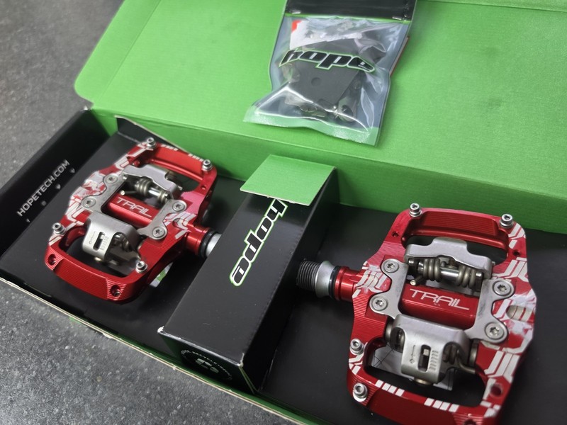 Hope Union Trail Pedals Red